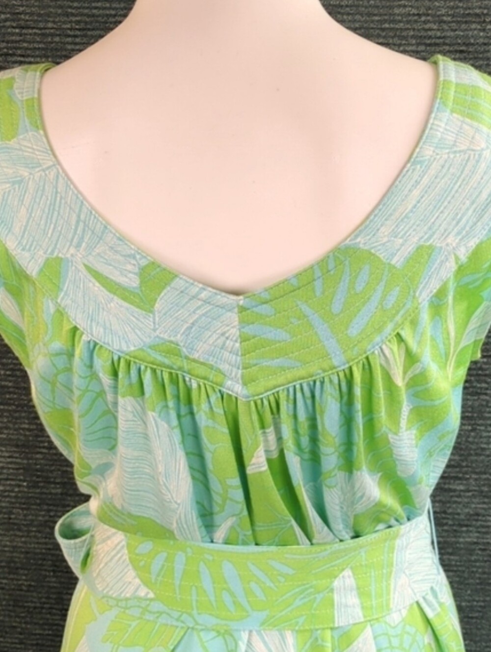 Lilly Pullitzer Silk Blend Nadja Dress "Love Me Or Leaf Me" - Picture 6 of 14